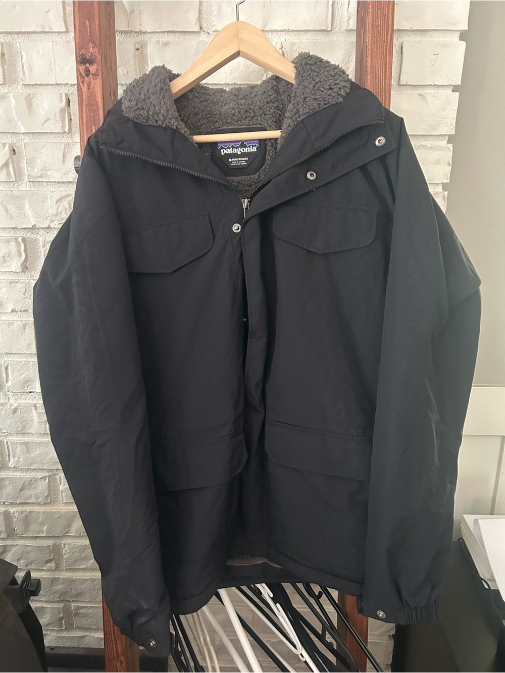 Patagonia Men’s Isthmus Parka Size M